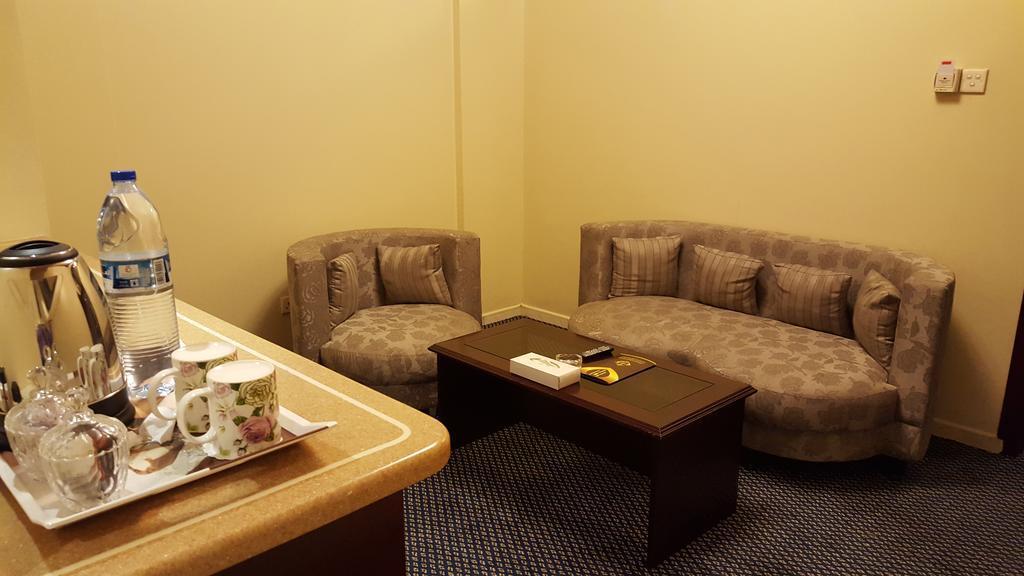 Al Bustan Hotel Sharjah Eksteriør billede
