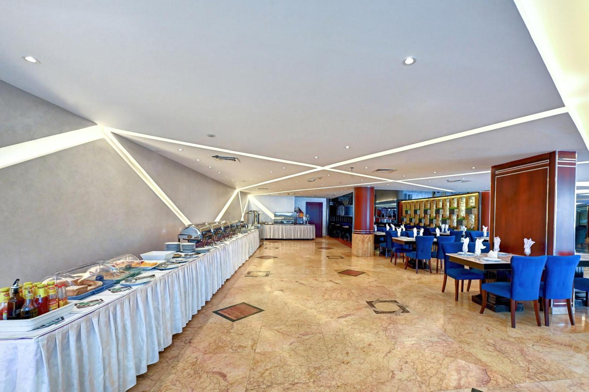 Al Bustan Hotel Sharjah Eksteriør billede